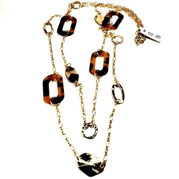 Layered Gold Chain Necklace with Tortoiseshell Links – Women’s Statement Jewelry - Picture 3 of 10